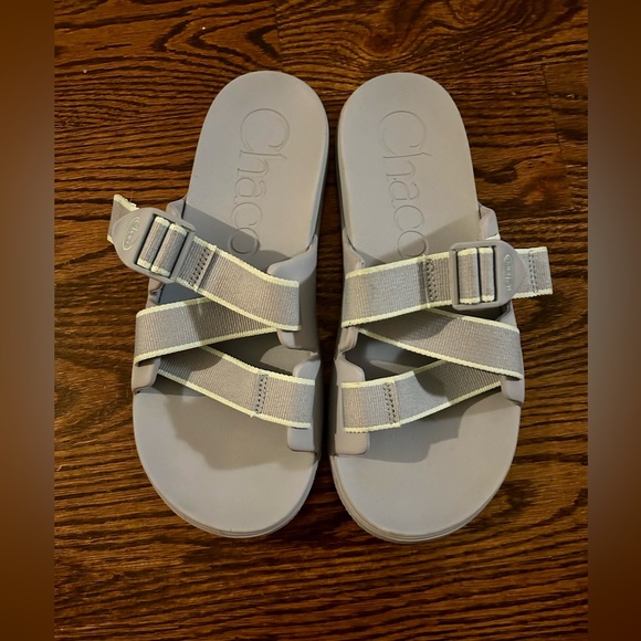 Chaco Women’s Chillos Slide Size 10- great condition - Picture 7 of 8